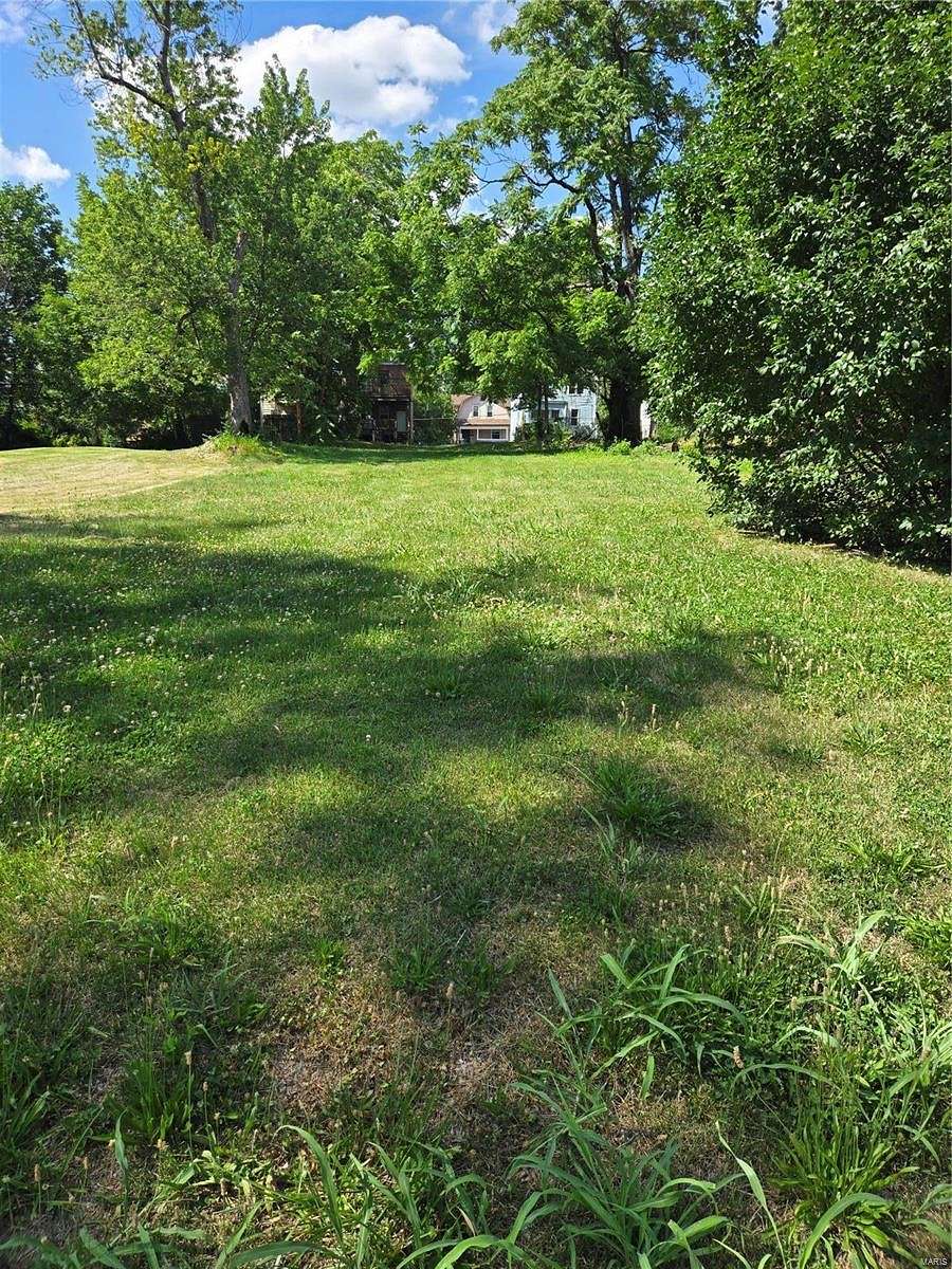 0.082 Acres of Residential Land for Sale in University City, Missouri