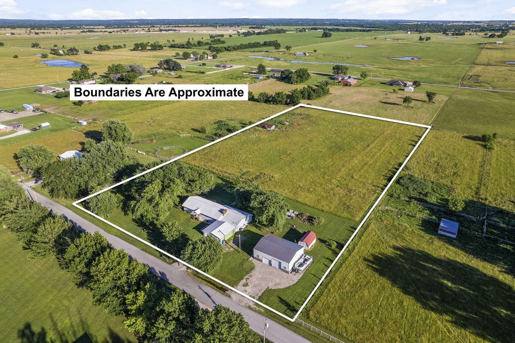 4.88 Acres of Residential Land with Home for Sale in Vinita, Oklahoma
