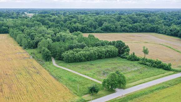 10 Acres of Recreational Land for Sale in Alton, Illinois