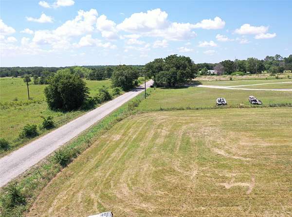 10 Acres of Agricultural Land for Sale in Chico, Texas