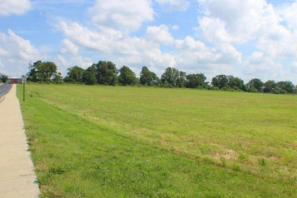 11.04 Acres of Land for Sale in Centerton, Arkansas