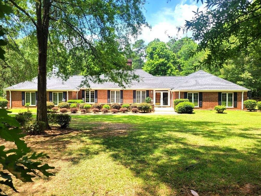 3.6 Acres of Residential Land with Home for Sale in Greenwood, South Carolina