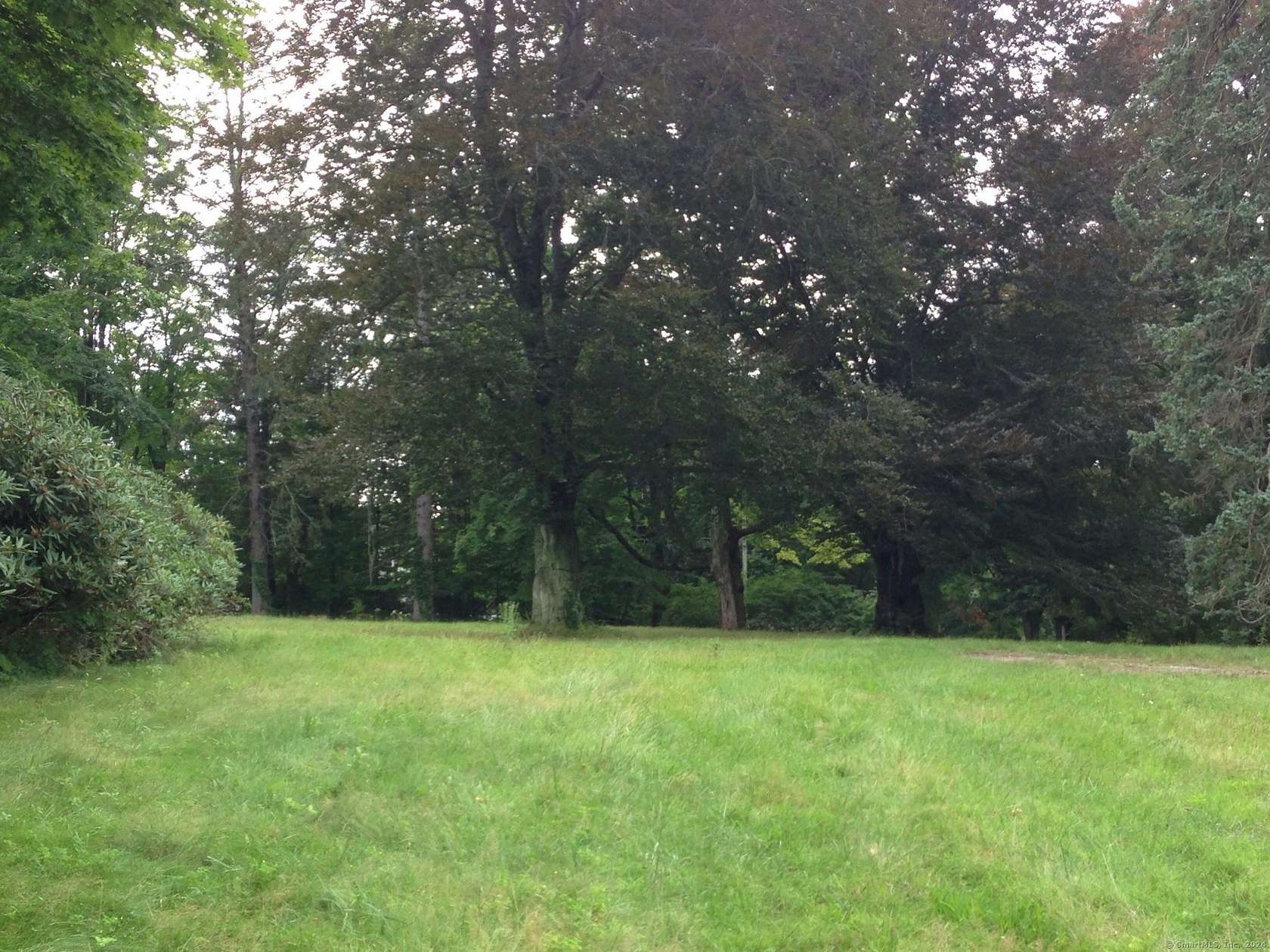 2 Acres of Residential Land for Sale in New Canaan, Connecticut