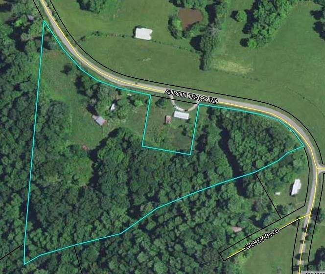 14 Acres of Land with Home for Sale in Lucas, Kentucky