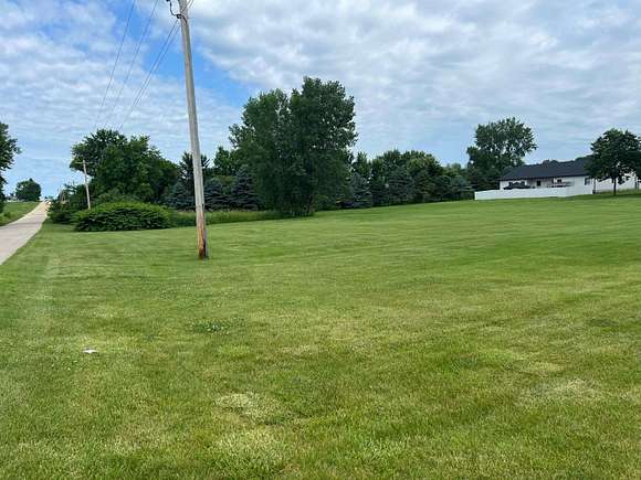 1.55 Acres of Residential Land for Sale in Strawberry Point, Iowa