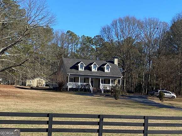4.2 Acres of Residential Land with Home for Sale in Moreland, Georgia