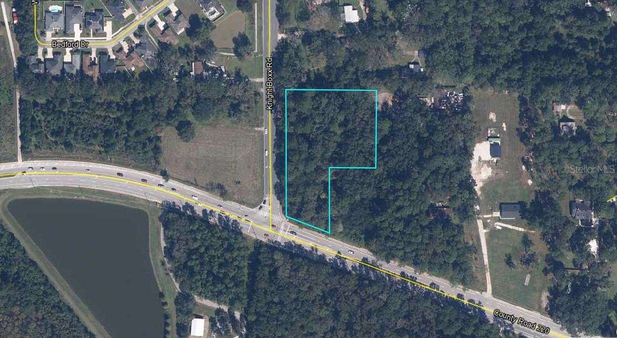 2.48 Acres of Mixed-Use Land for Sale in Middleburg, Florida