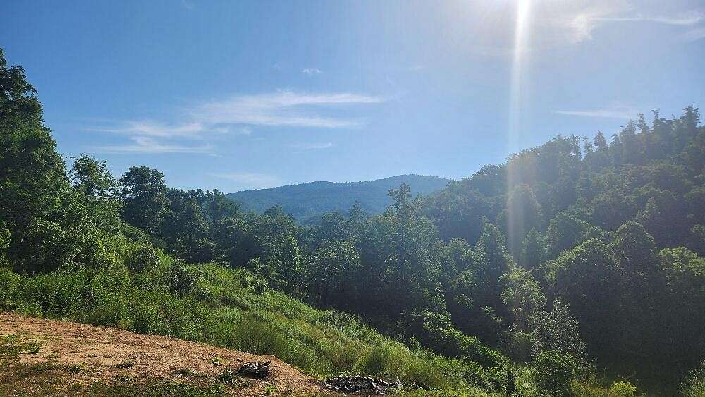 15.88 Acres of Land for Sale in Pikeville, Tennessee