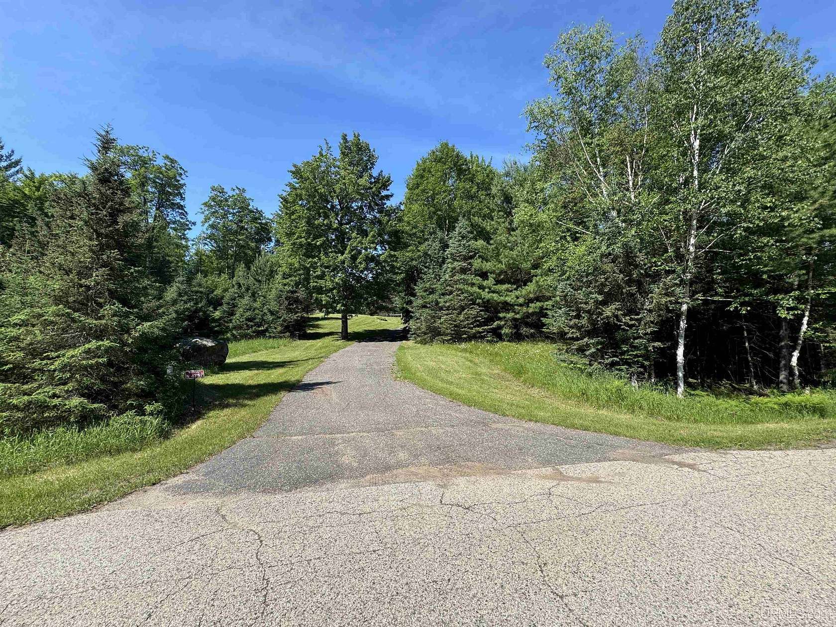 3.22 Acres of Residential Land with Home for Sale in Iron Mountain, Michigan