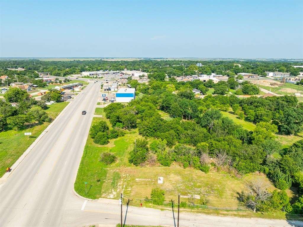 0.28 Acres of Commercial Land for Sale in Hillsboro, Texas