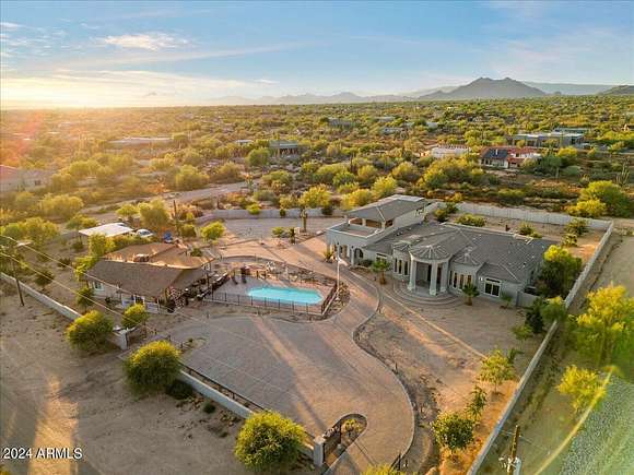 2.07 Acres of Residential Land with Home for Sale in Scottsdale, Arizona