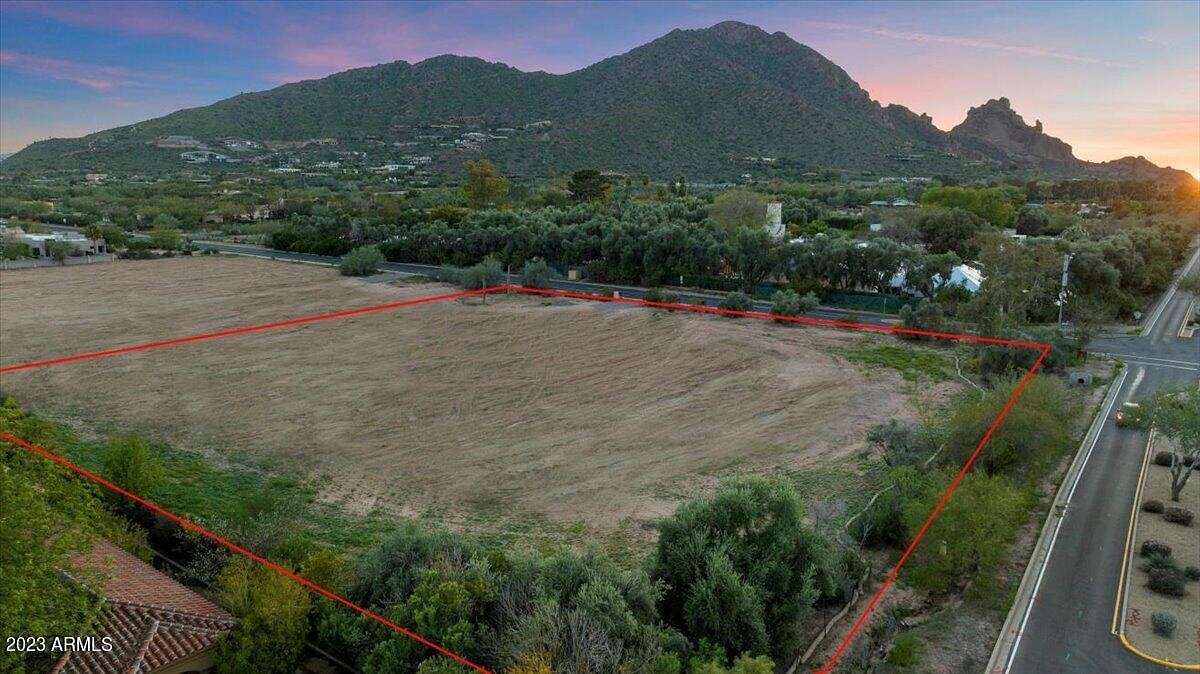 2.07 Acres of Residential Land for Sale in Paradise Valley, Arizona