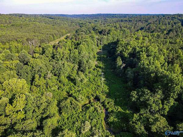 30 Acres of Recreational Land for Sale in Fort Payne, Alabama