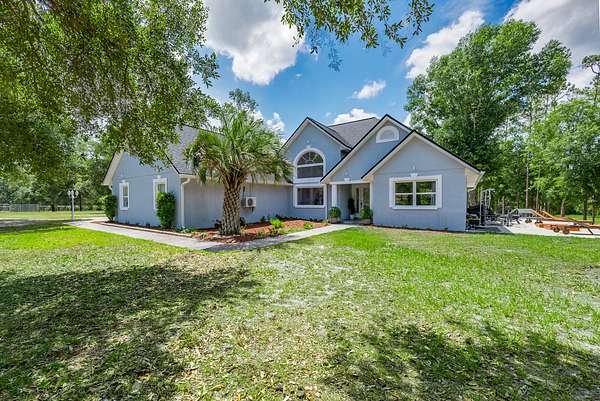 98 Acres of Agricultural Land with Home for Sale in Live Oak, Florida