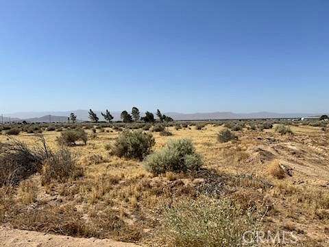 2.941 Acres of Land for Sale in Apple Valley, California