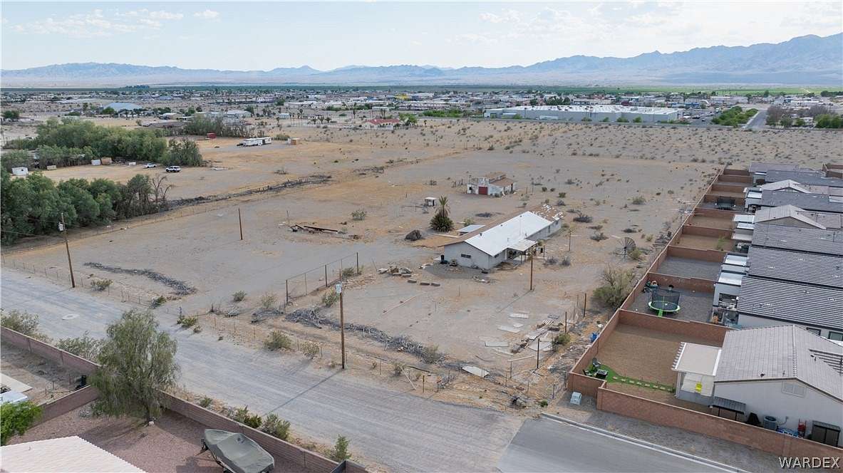 5 Acres of Land for Sale in Fort Mohave, Arizona