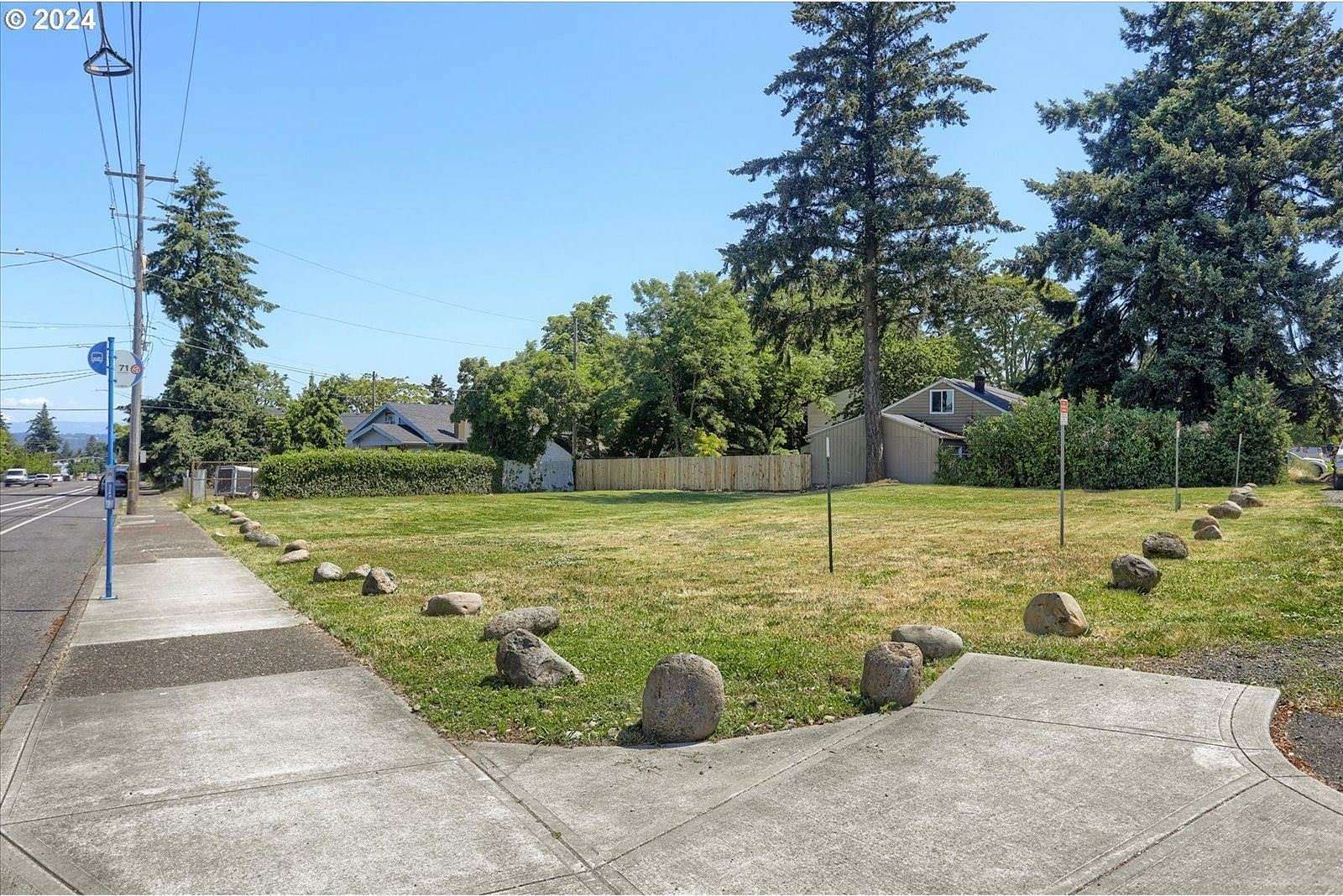 0.14 Acres of Mixed-Use Land for Sale in Portland, Oregon