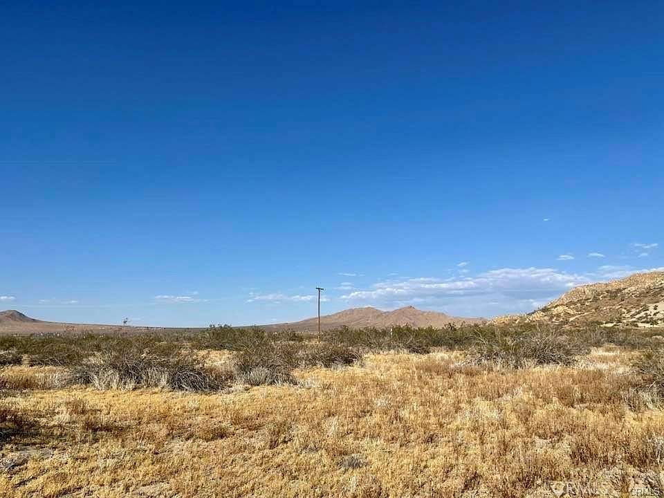 2.447 Acres of Land for Sale in Lancaster, California