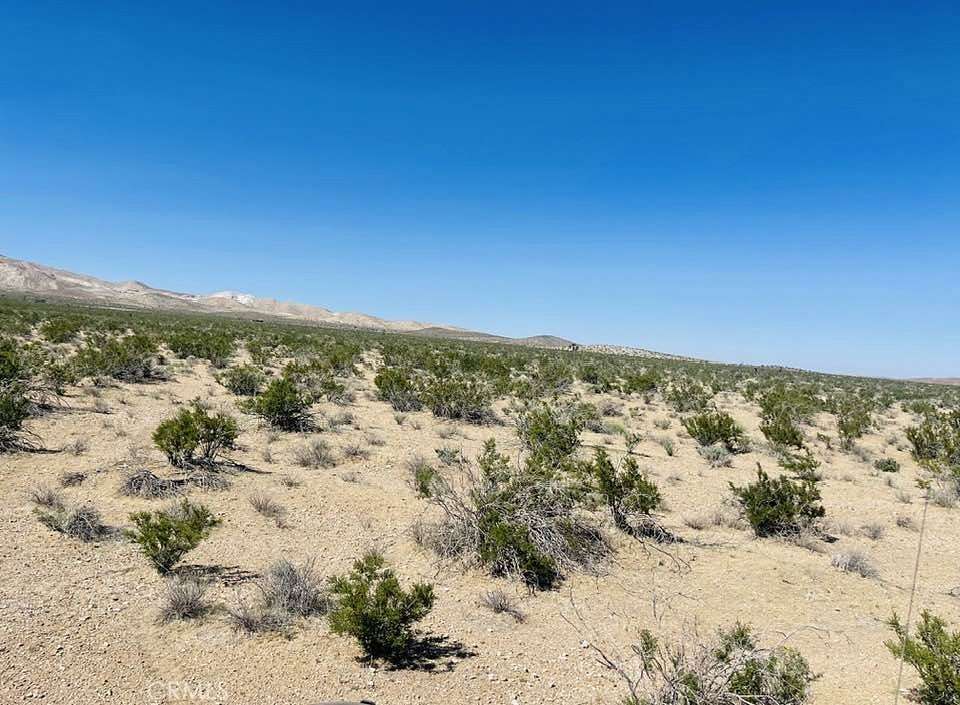 20 Acres of Land for Sale in Adelanto, California