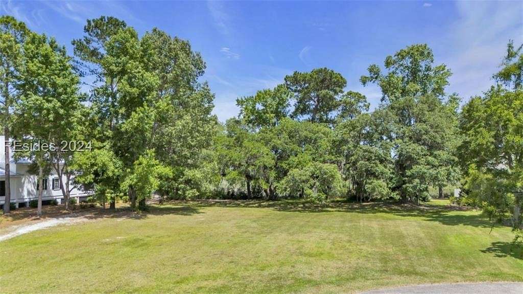 0.562 Acres of Land for Sale in Bluffton, South Carolina