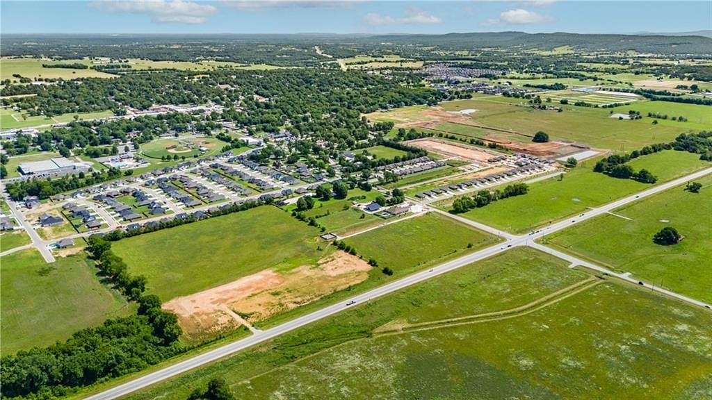 4.66 Acres of Mixed-Use Land for Sale in Prairie Grove, Arkansas