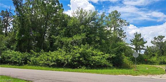 0.346 Acres of Residential Land for Sale in Alva, Florida