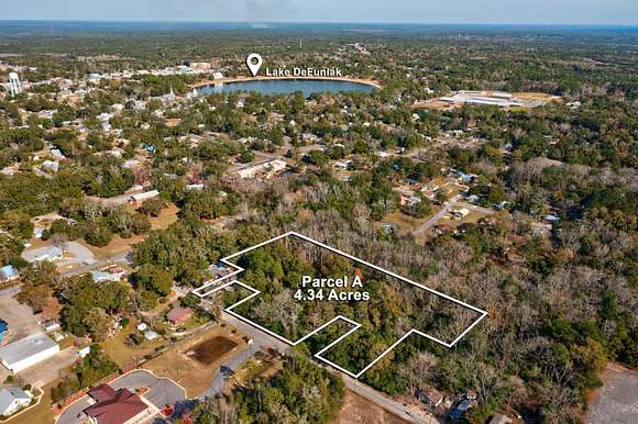 4.23 Acres of Mixed-Use Land for Sale in DeFuniak Springs, Florida