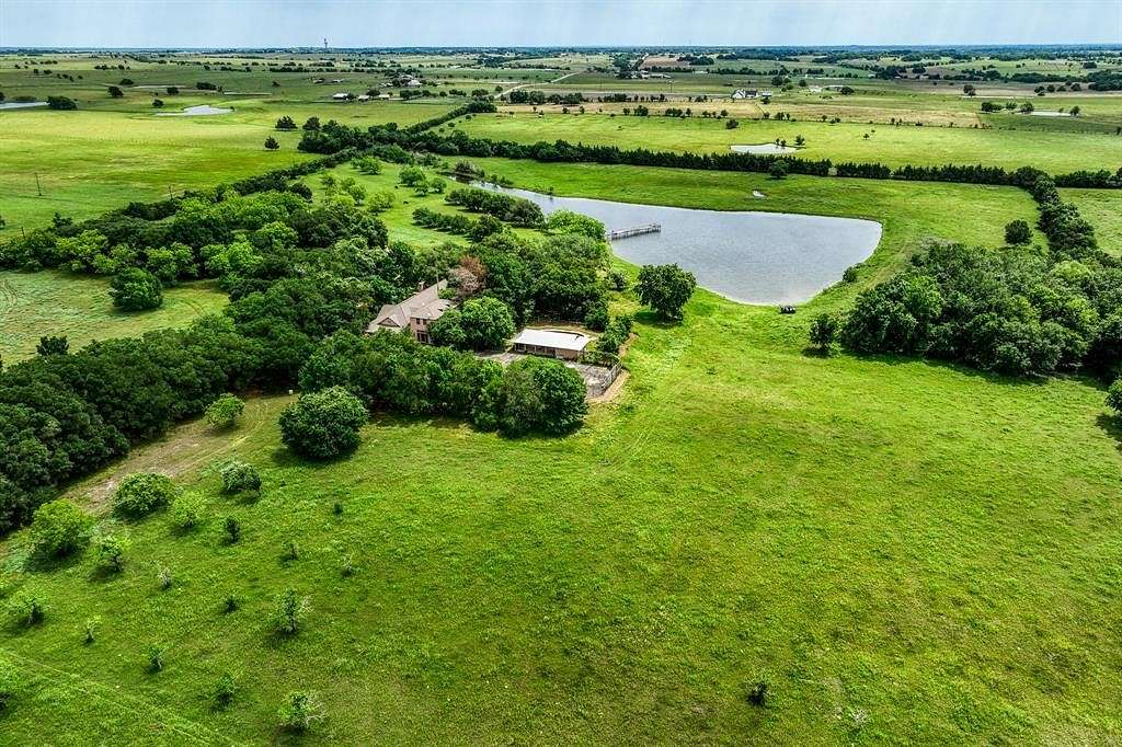 66.974 Acres of Improved Land for Sale in Brenham, Texas