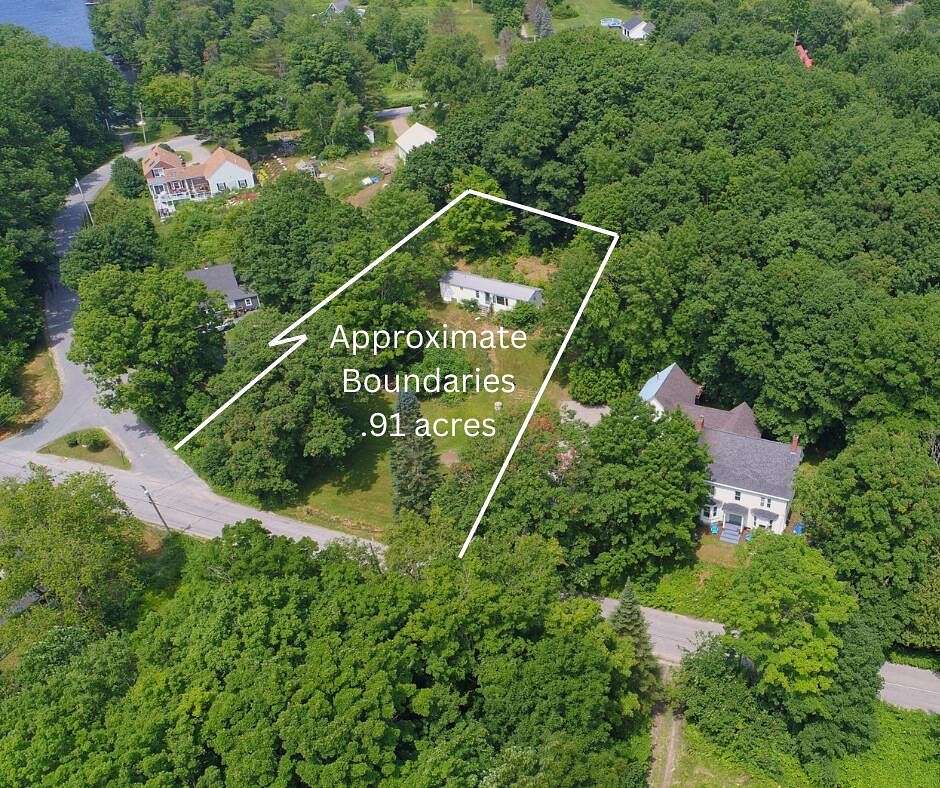 0.91 Acres of Residential Land for Sale in Monmouth, Maine