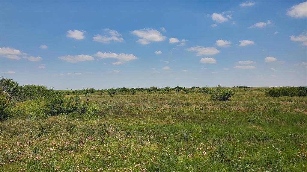 16.7 Acres of Land for Sale in Bowie, Texas