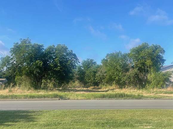 1.017 Acres of Land for Sale in Fort Worth, Texas