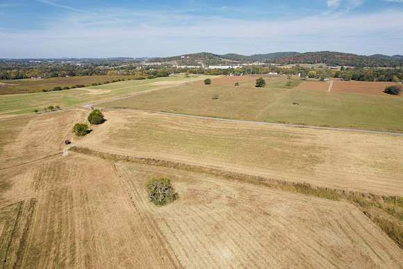 137.24 Acres of Land for Sale in Somerset, Kentucky