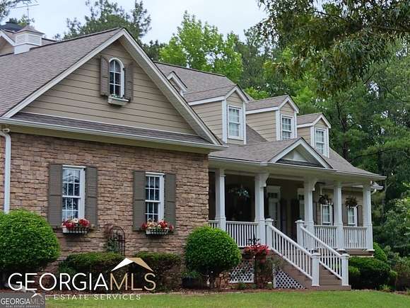 16.3 Acres of Land with Home for Sale in Brooks, Georgia