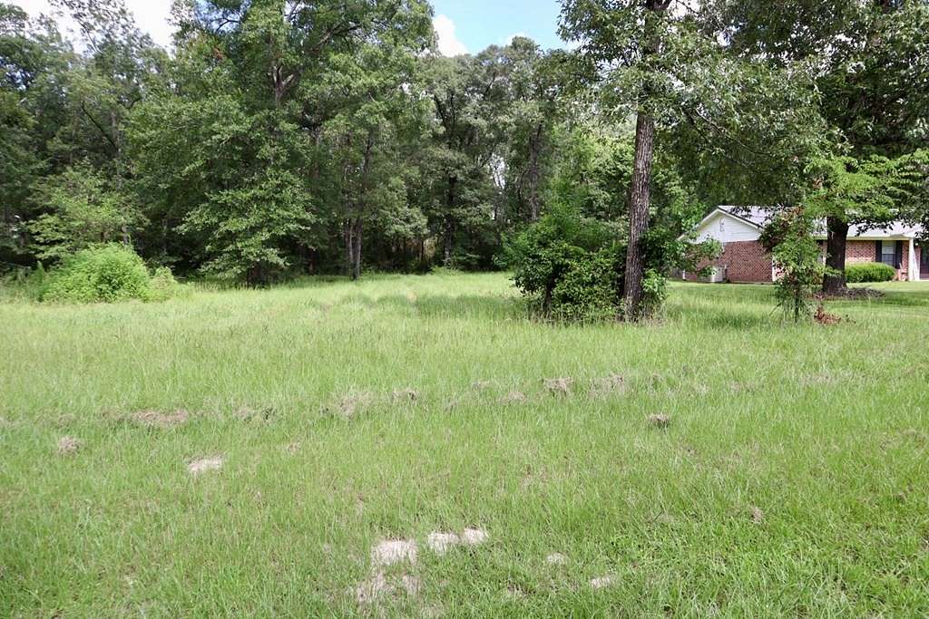 0.75 Acres of Residential Land for Sale in Lufkin, Texas