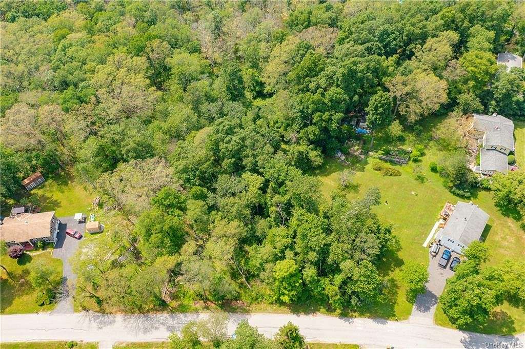 1.98 Acres of Residential Land for Sale in Beekman, New York
