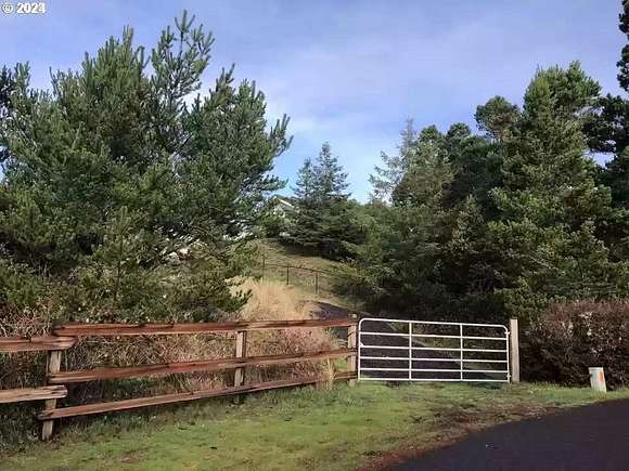 0.4 Acres of Residential Land for Sale in Florence, Oregon
