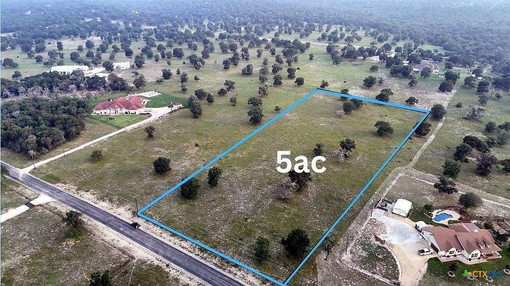 5 Acres of Residential Land for Sale in Luling, Texas