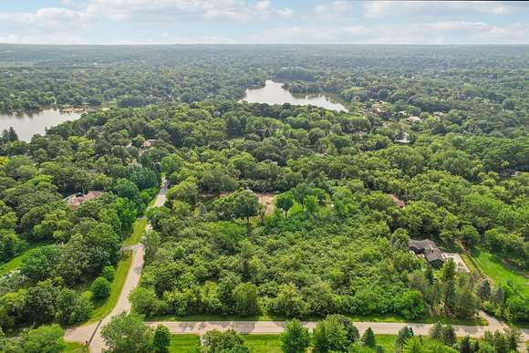 2.41 Acres of Residential Land for Sale in Tower Lakes, Illinois