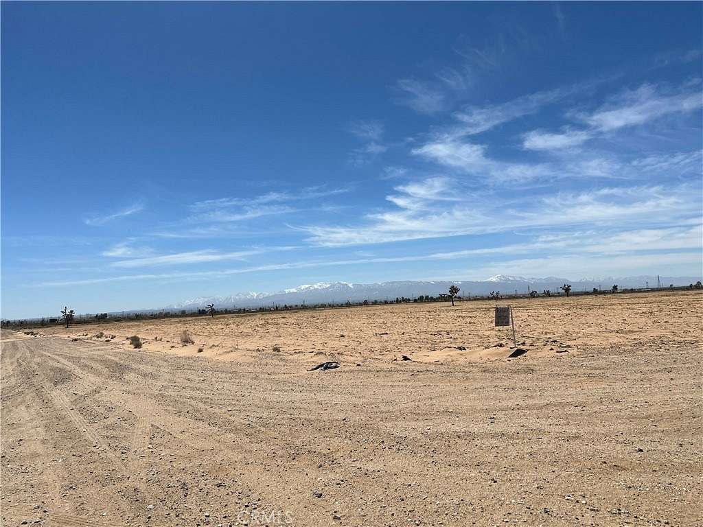 15 Acres of Land for Sale in Adelanto, California