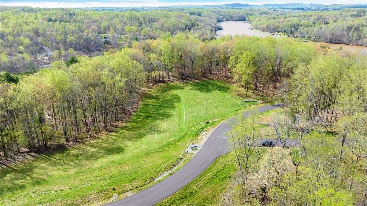 2.94 Acres of Residential Land for Sale in Wirtz, Virginia