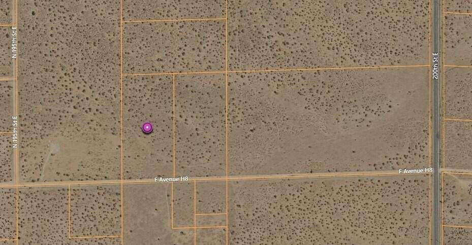 5.181 Acres of Land for Sale in Lancaster, California
