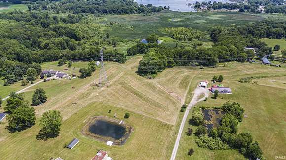 9 Acres of Agricultural Land for Auction in Warsaw, Indiana