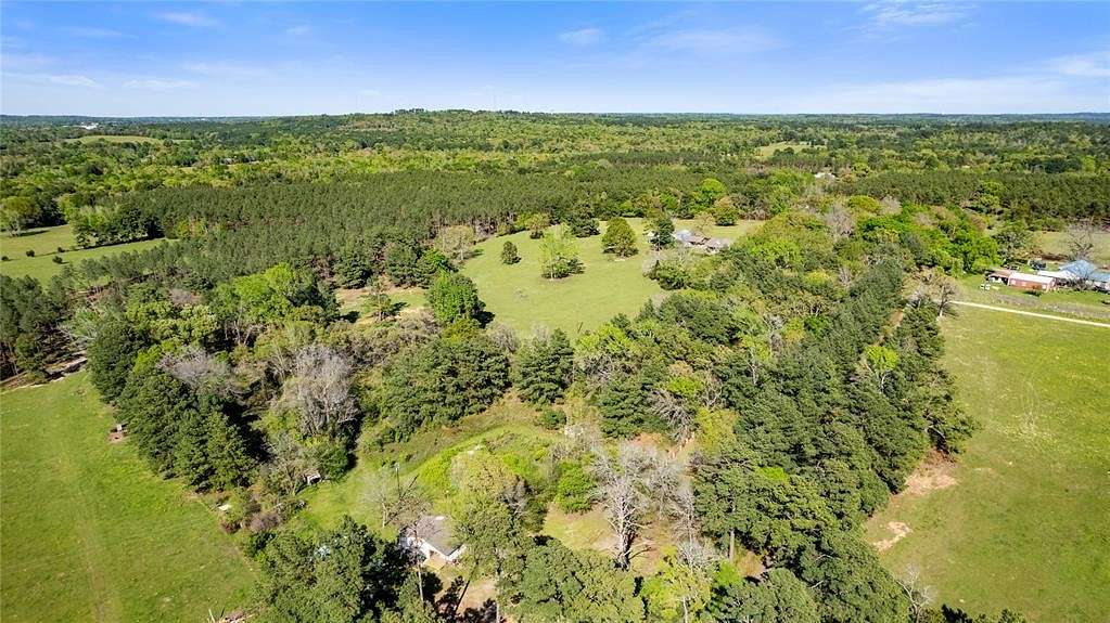 33 Acres of Land for Sale in Palestine, Texas