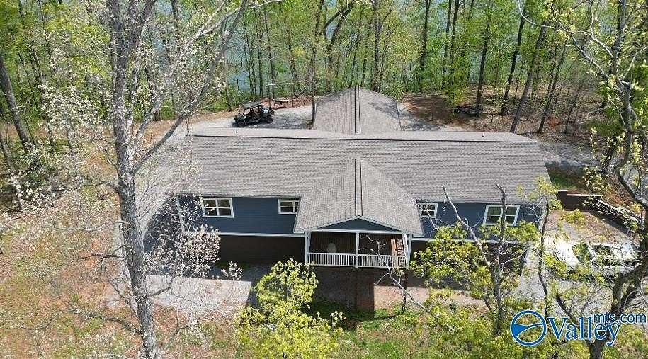 2 Acres of Residential Land with Home for Sale in Hollywood, Alabama