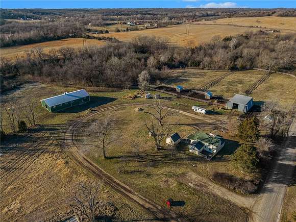 22 Acres of Agricultural Land with Home for Sale in Leavenworth, Kansas