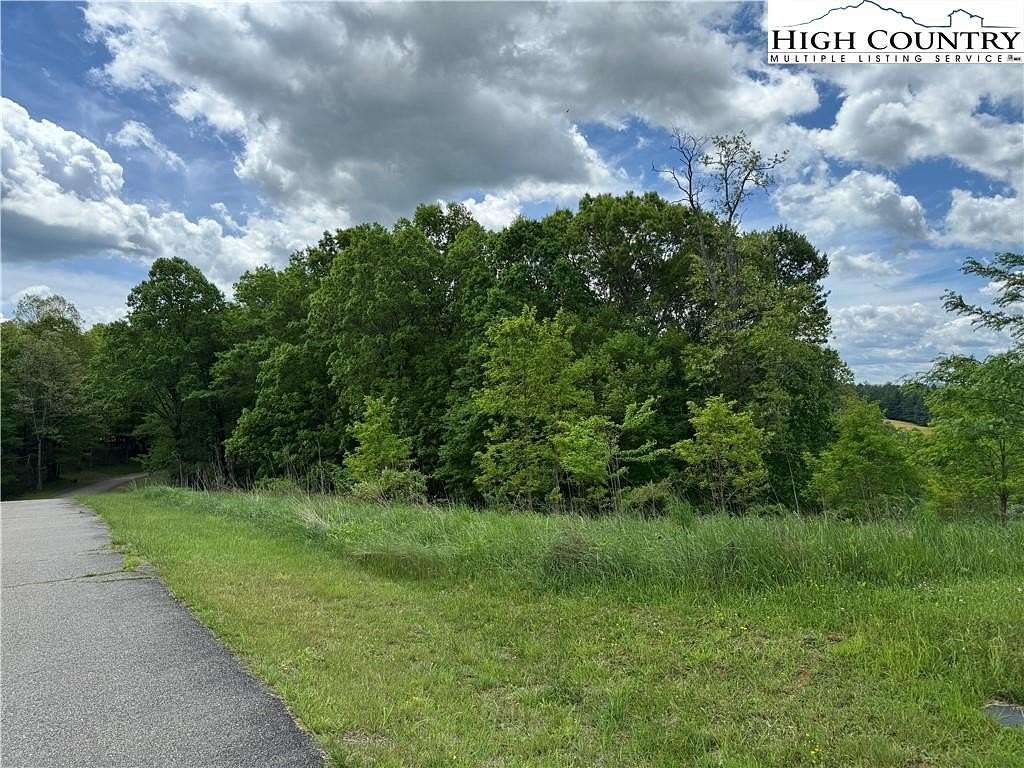 1 Acre of Residential Land for Sale in Piney Creek, North Carolina