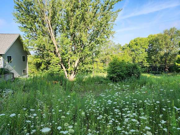0.3 Acres of Residential Land for Sale in La Crosse, Wisconsin