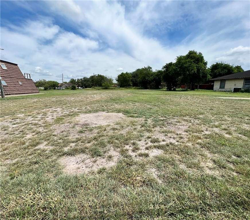 0.44 Acres of Land for Sale in Alice, Texas