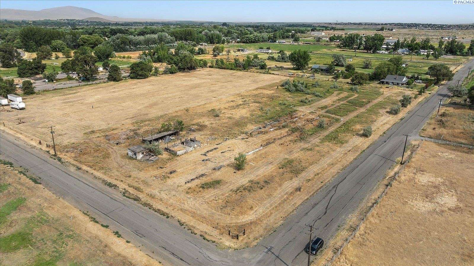 5 Acres of Residential Land for Sale in Richland, Washington