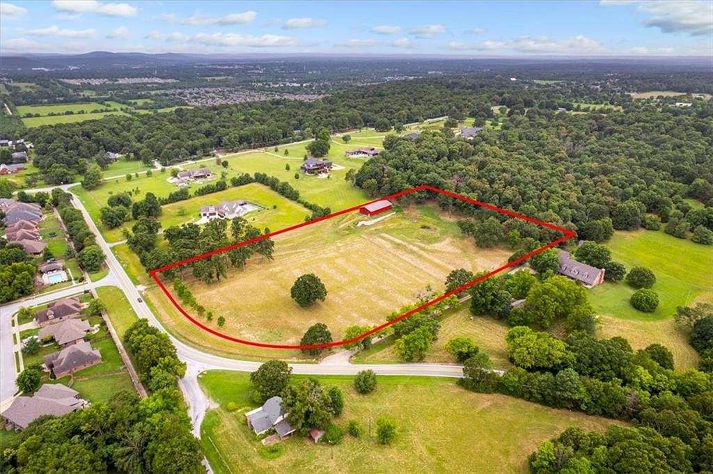 7.48 Acres of Residential Land for Sale in Fayetteville, Arkansas